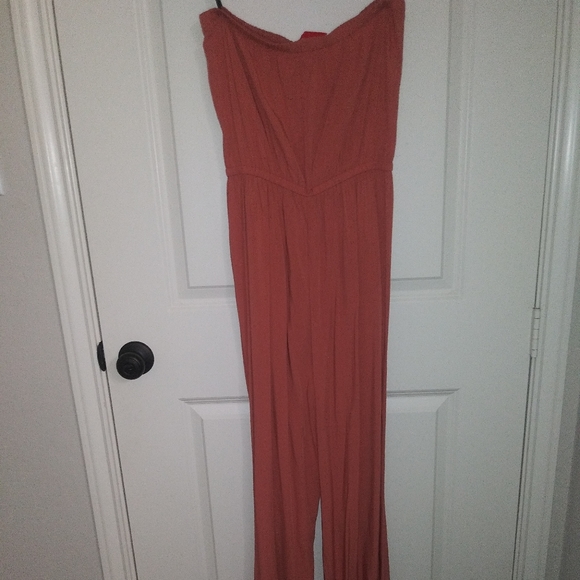 Jumpsuit - Picture 2 of 2